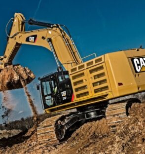 CATERPILLAR 374F L EXCAVATOR