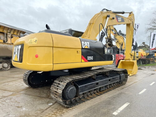 CATERPILLAR 325C L EXCAVATOR PARTS CATALOGUE MANUAL BTD 1 Surephoto 37 e1754890245590