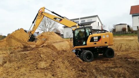 articulated dump trucks d250d caterpillar 31 e1753162988131