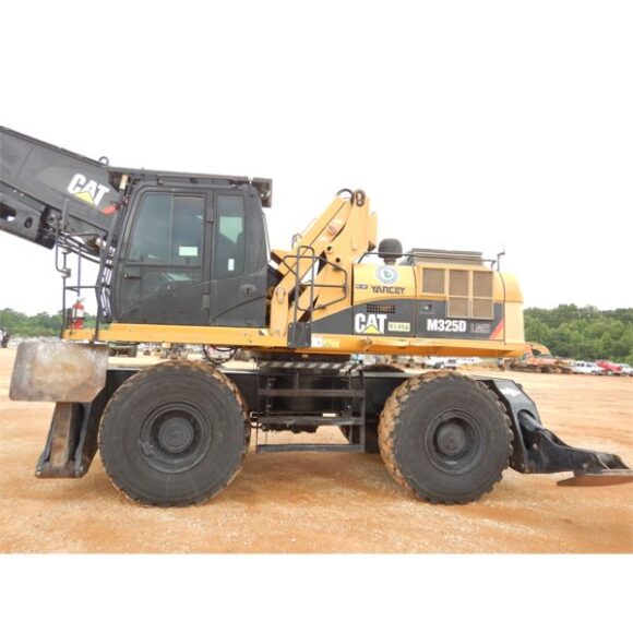 articulated dump trucks d250d caterpillar 33