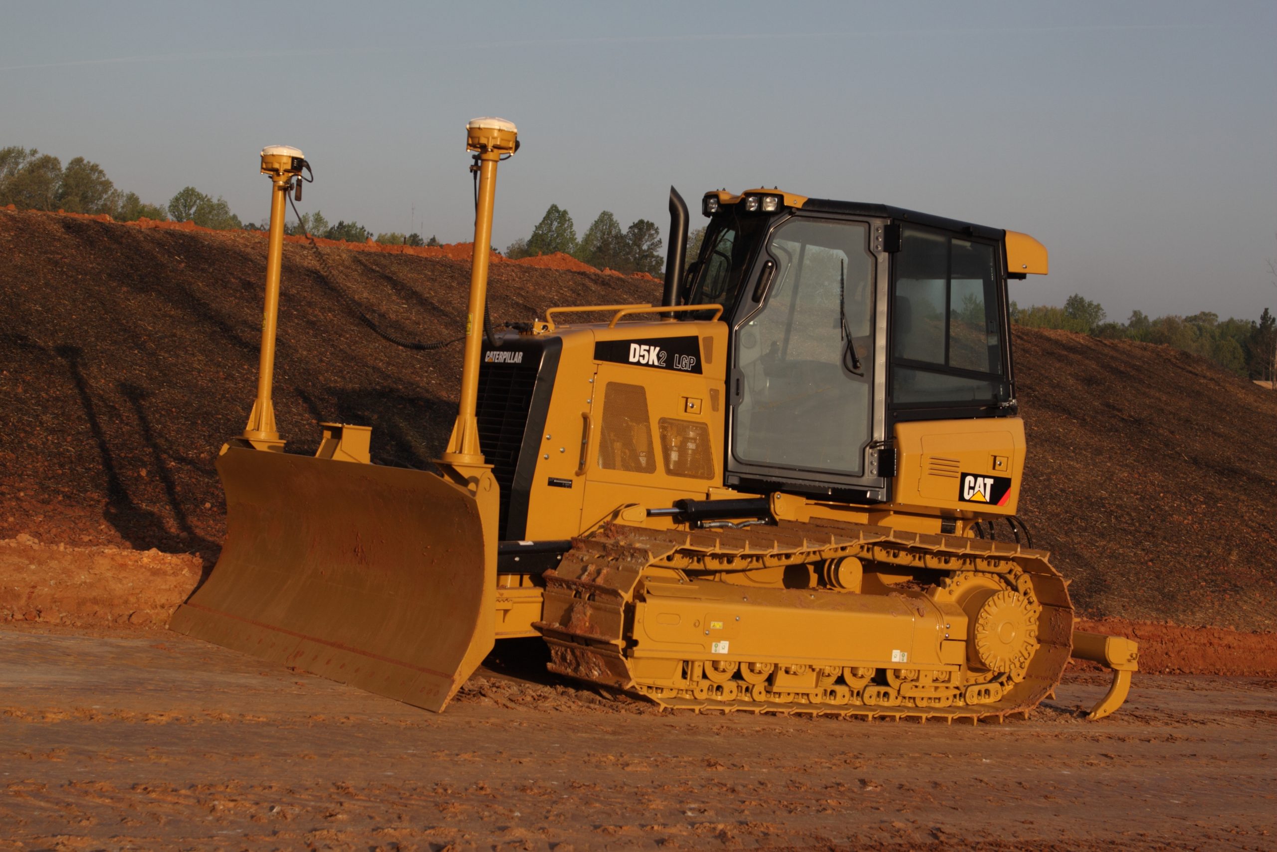 CATERPILLAR D5K2 XL TRACK-TYPE TRACTOR SERVICE REPAIR MANUAL WT3 1 CATERPILLAR D5K2 LGP TRACK-TYPE TRACTOR SERVICE REPAIR MANUAL KY2